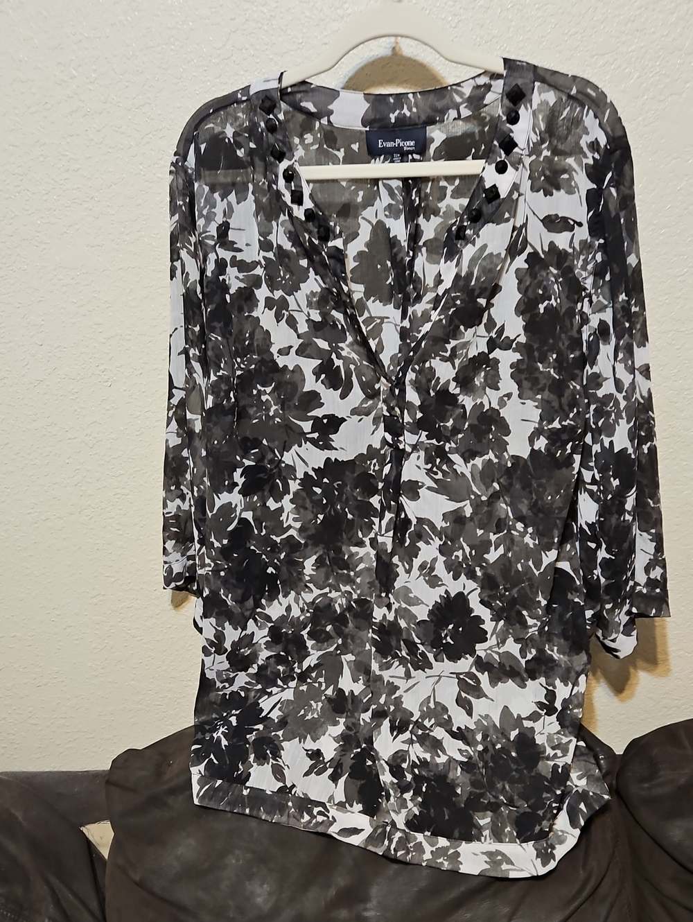 Evan Picone Black and White Floral Sheer Button-Front Blouse